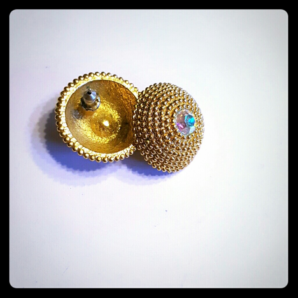 Vintage stud earrings